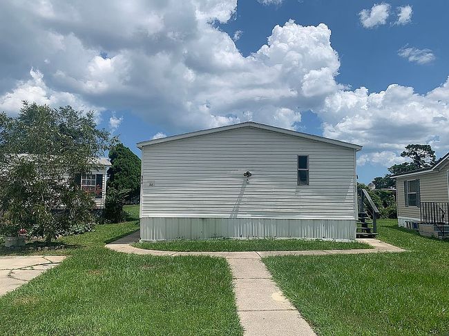 Preview of property located at 2583 Intrepid Ln N #994