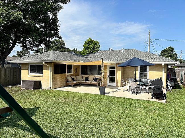 Image of 9013 Rensu Dr