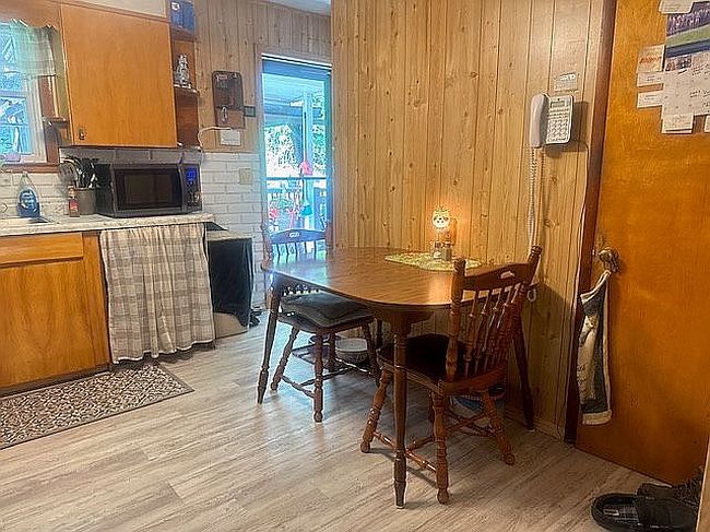 Photo of 800 Cedar Rocks Rd, Wheeling, WV