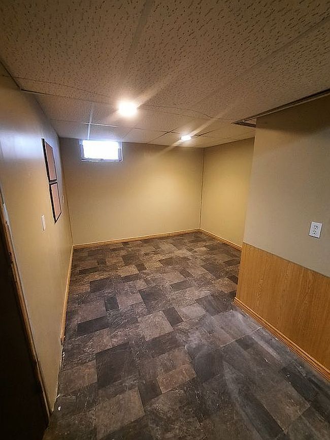 Photo of 2913 Lakeview Dr, Yankton, SD