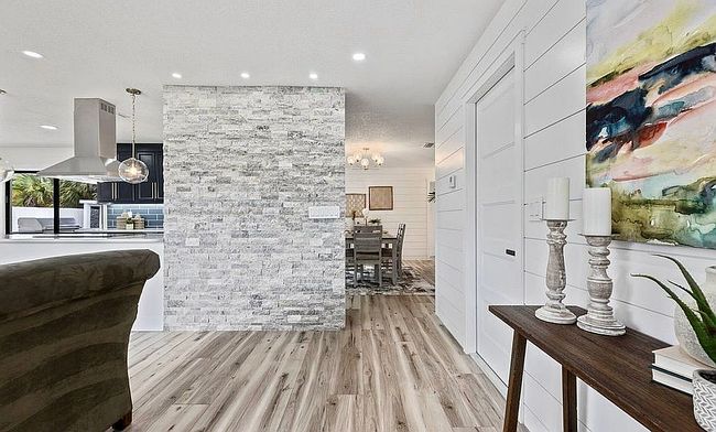 Additional photo 3 of property located at 1190 Yacht Club Blvd