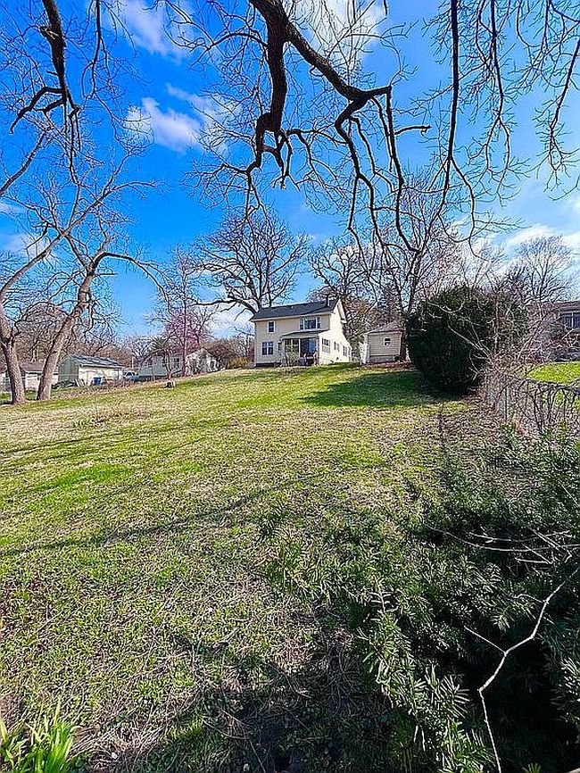 Image of 210 E Pleasant View Dr
