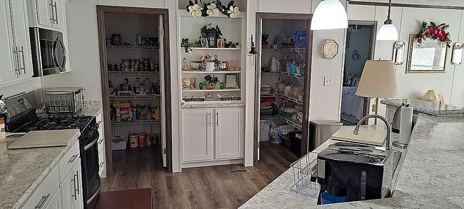 Image of 298 Ridge Ln
