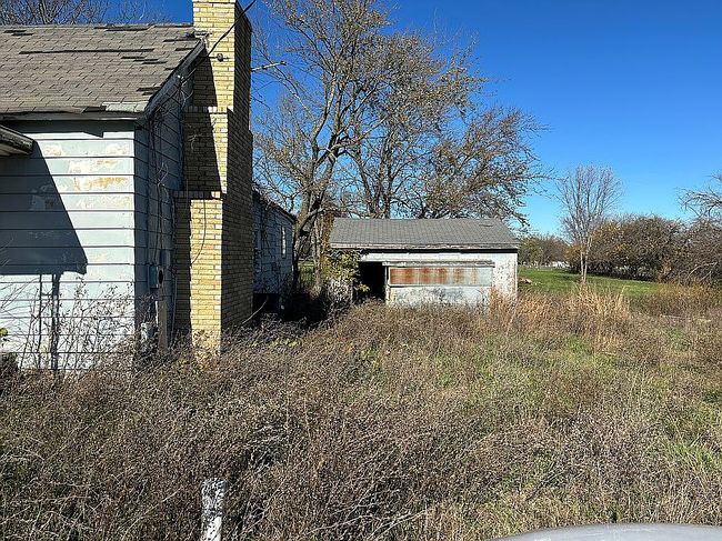 Image of 209 E Cedar St