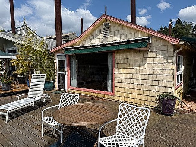 Photo of 100 Se Harney St, Portland, OR