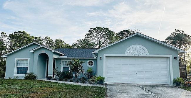 Image of 2118 Moore Ave