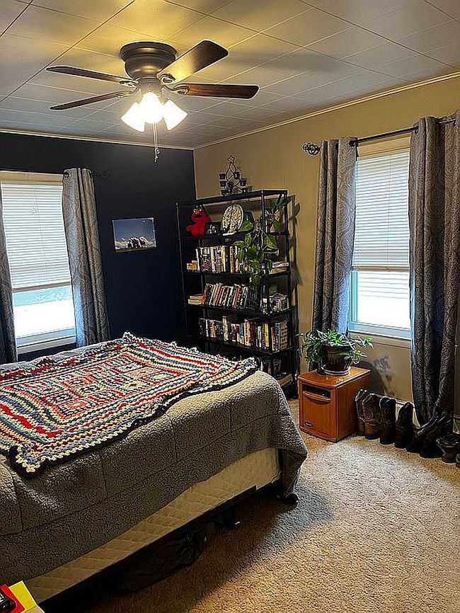 Image of 417 W 5th St