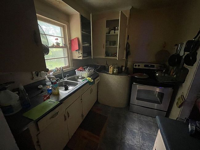 Additional photo 3 of property located at 448 Benning Rd