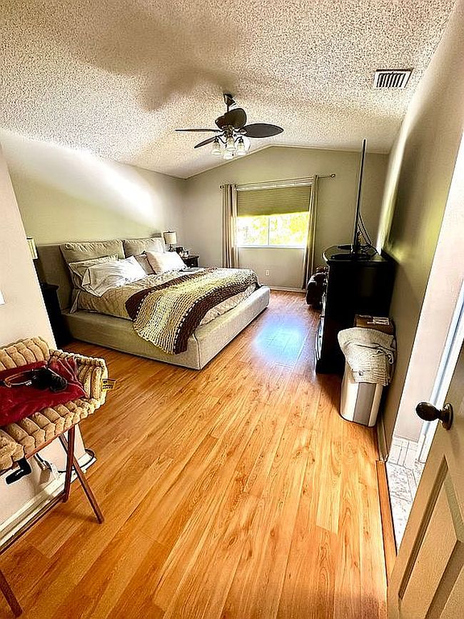 Photo of 317 Sw 191st Ter, Pembroke Pines, FL