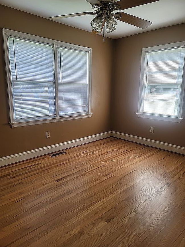 Photo of 1426 W Circle Dr, Roanoke Rapids, NC