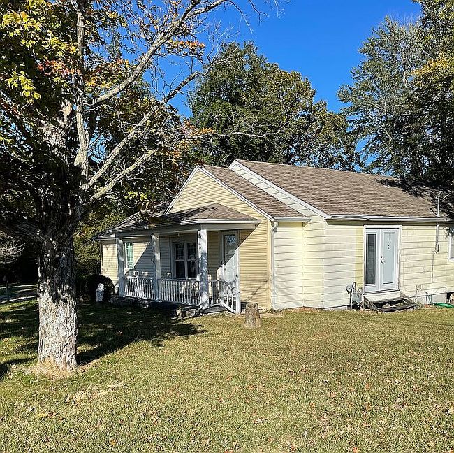 Photo of 1820 Highway 641 N, Benton, KY