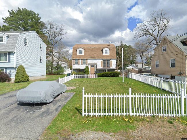 Photo of 14 Cedarwood Rd, Billerica, MA