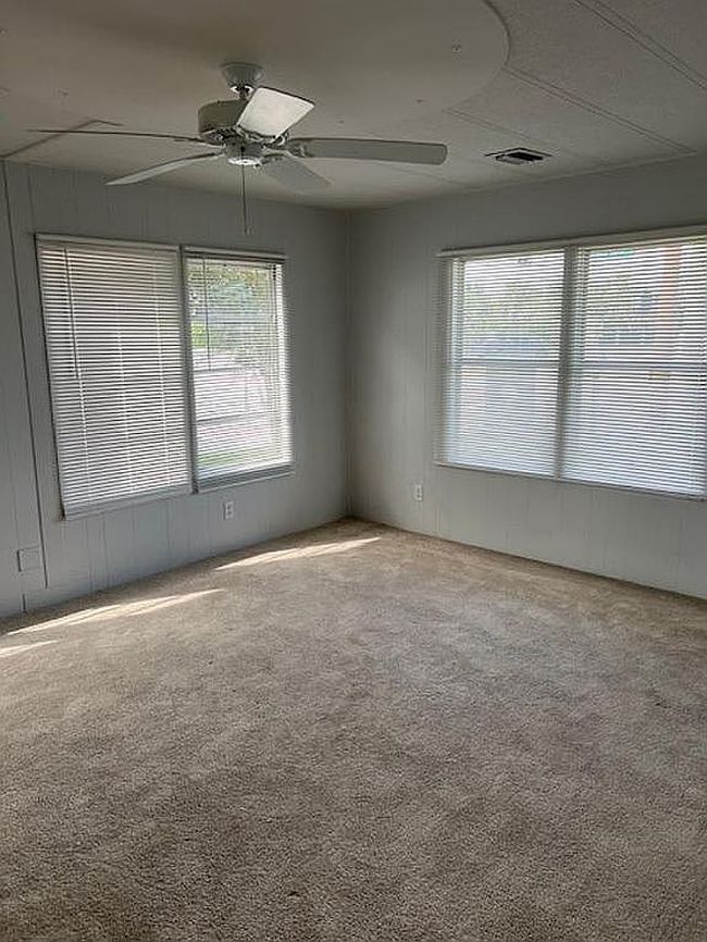 Image of 1421 Colonia Ln
