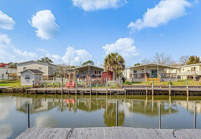 Preview of property located at 2553 Granada Camino