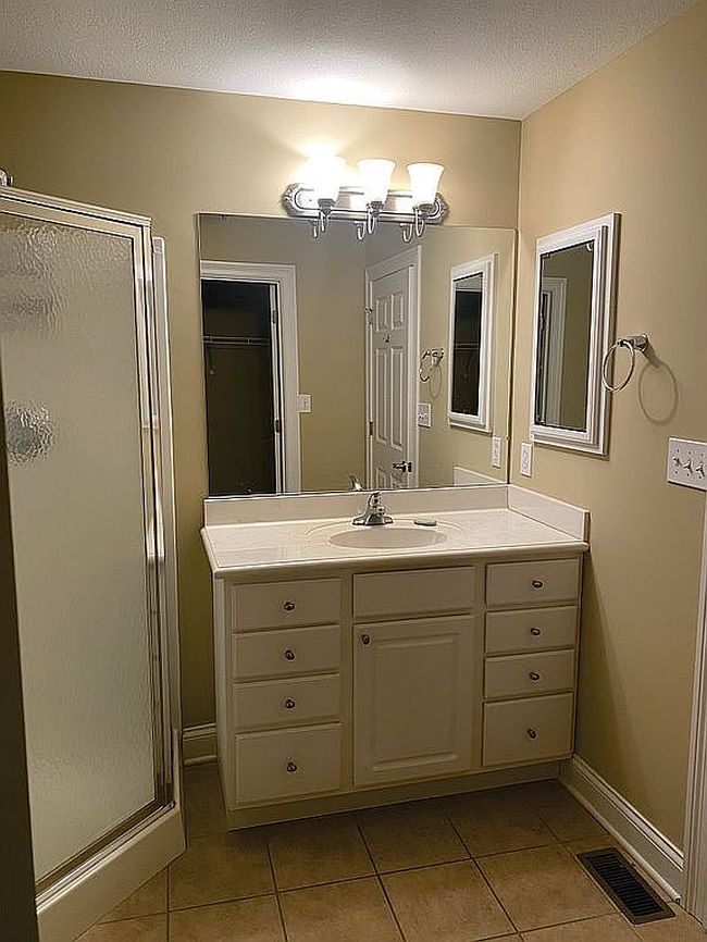 Additional photo 3 of property located at 136 Linden Ln