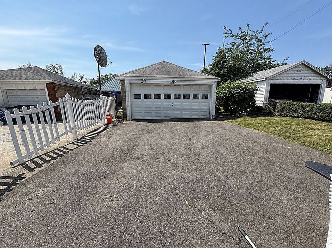 Photo of 742 Pennington St, Elizabeth, NJ