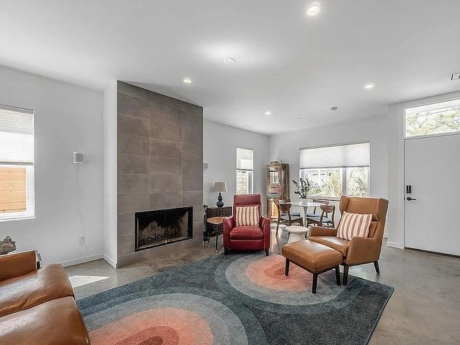 Preview of property located at 315 Goldsboro Ave