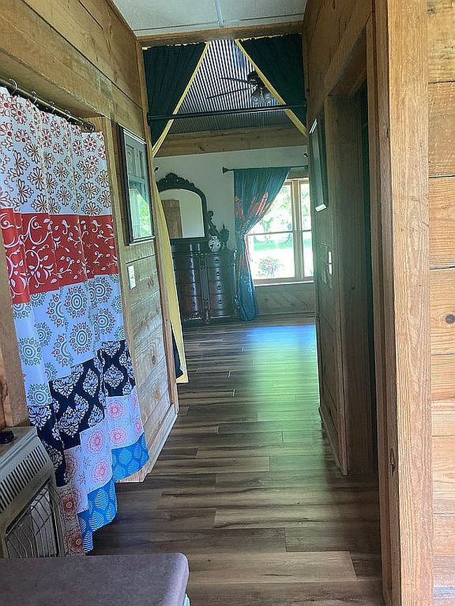 Image of 1074 Mount Carmel Rd