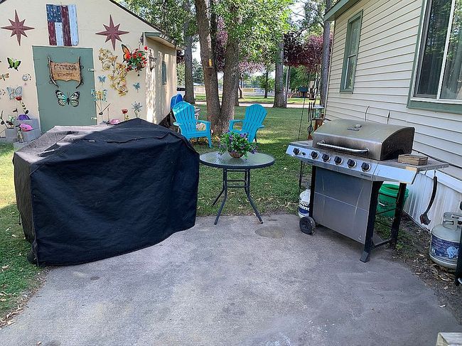 Image of 2447 Lawndale Rd
