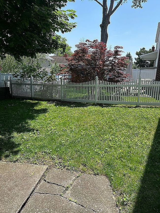 Image of 512 Nassau Blvd