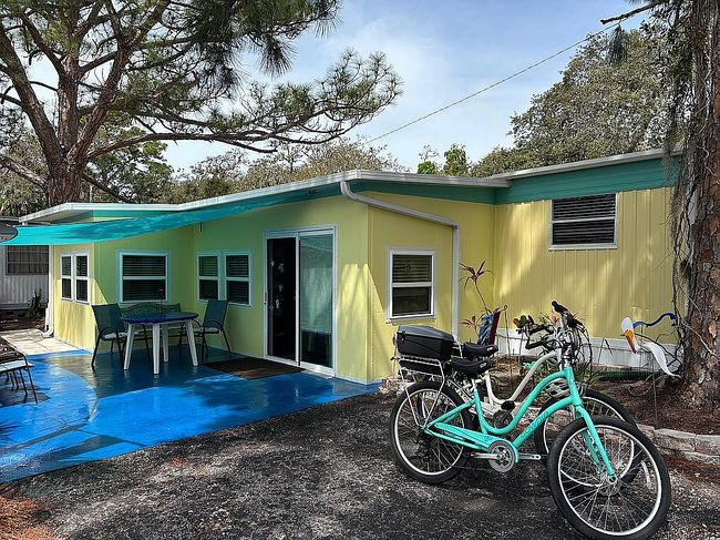Image of 604 Hillsborough St Lot 43