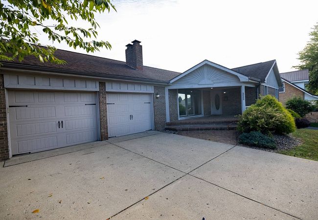 Additional photo 2 of property located at 222 W Maple Ave