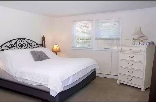 Photo of 20 Wainwright St, Ronkonkoma, NY
