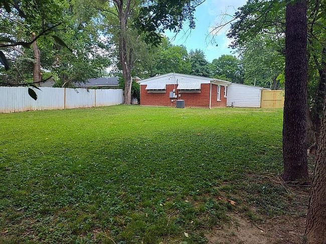 Photo of 2016 Japonica Way, Briarwood, KY