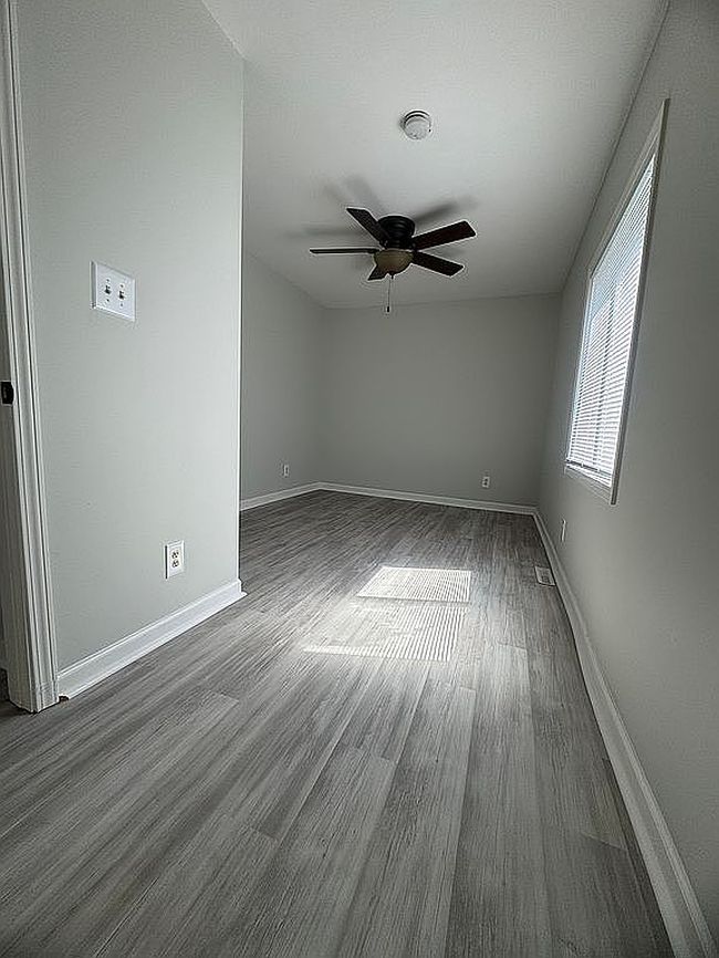 Photo of 25230 Ford St, Roseville, MI