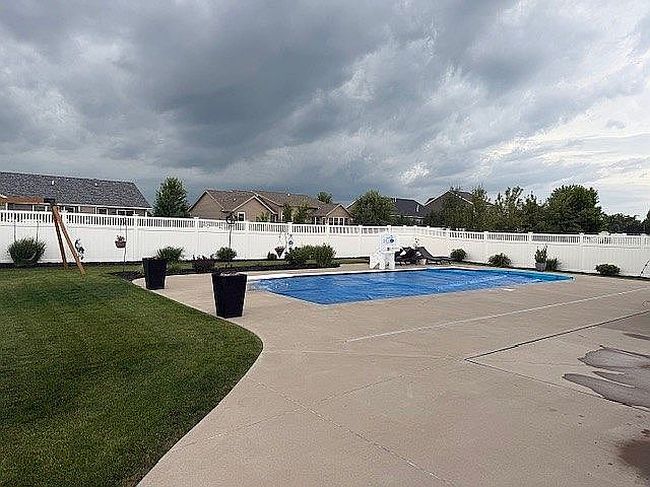 Photo of 5606 Emily Rd, Bettendorf, IA