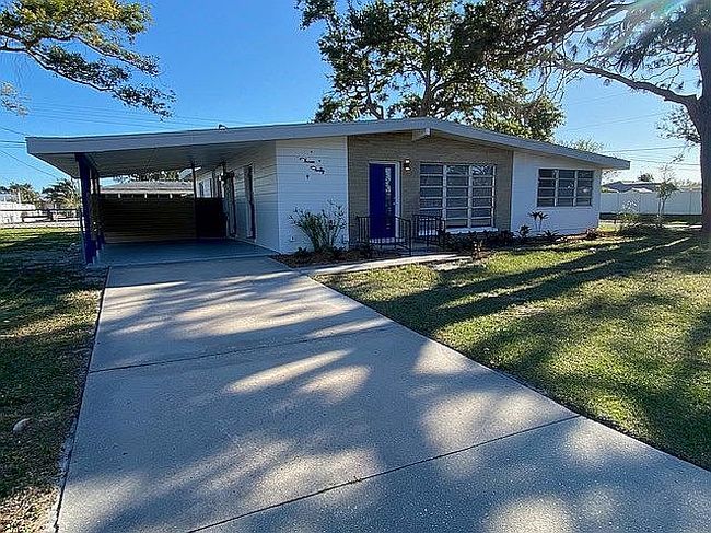 Photo of 340 Glen Oak Rd, Venice, FL