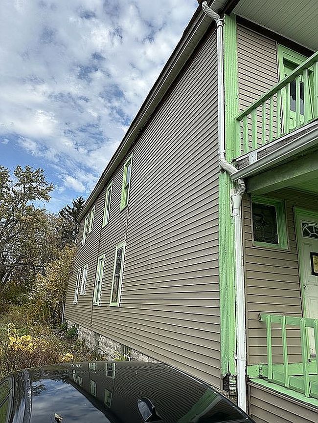 Image of 28 Kermit Ave