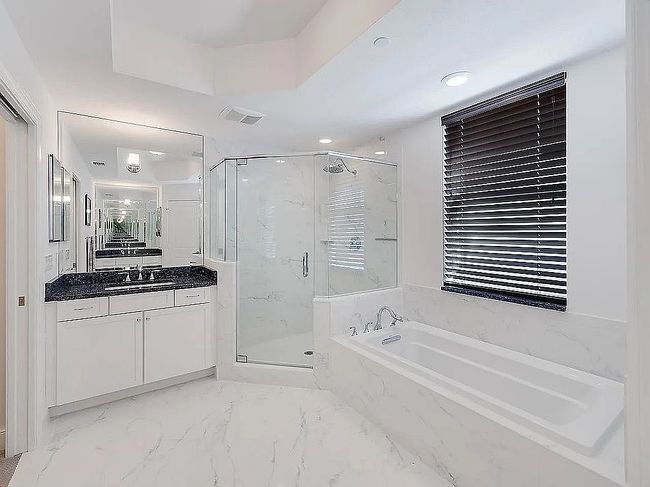 Image of 925 Bay Colony Drive South #925