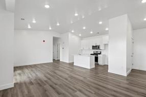 Image of 5801 S Garnet Dr