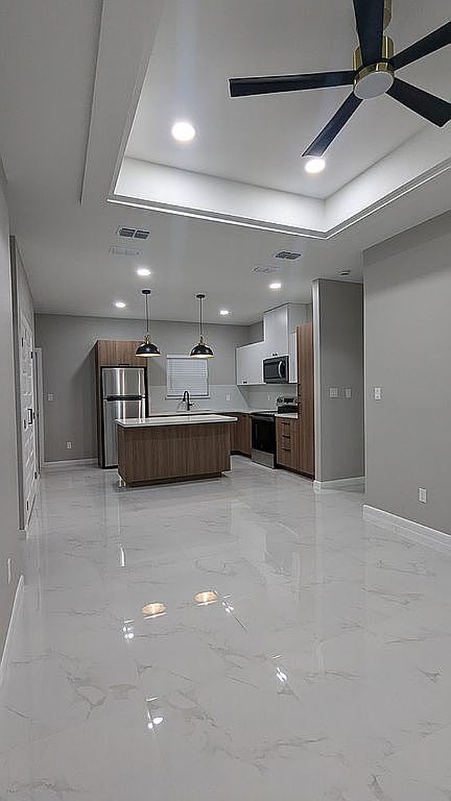 Image of 1-12614 N 33rd Ln