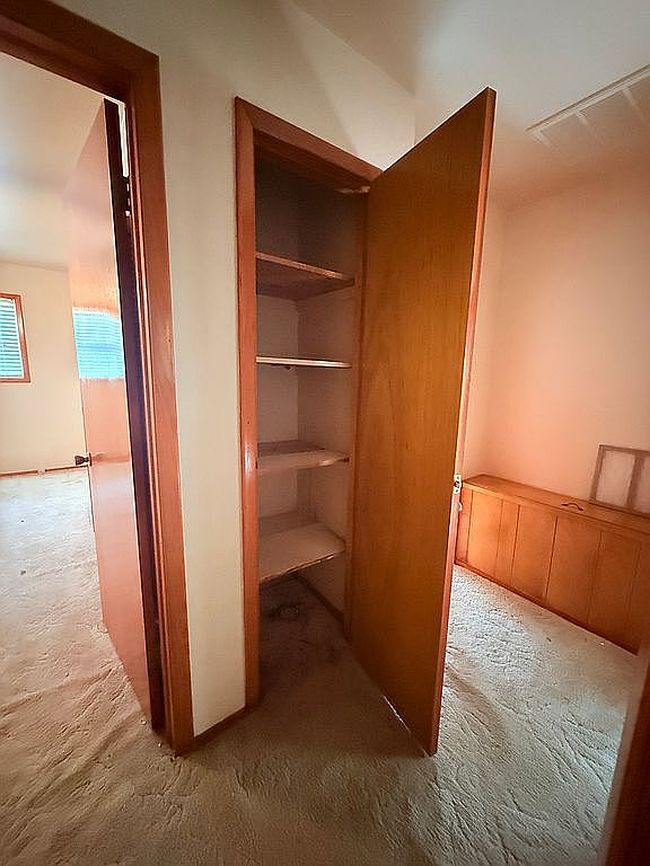 Photo of 619 W 3rd St, Beggs, OK