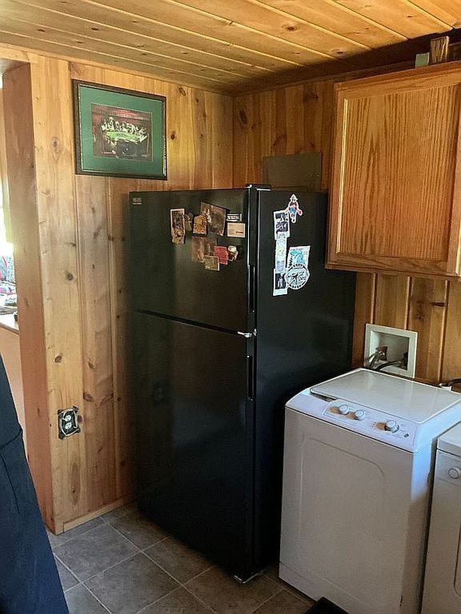 Preview of property located at 7644 Birch St
