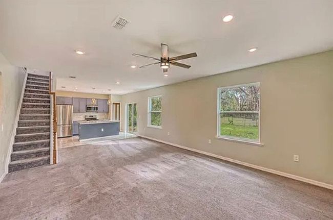 Additional photo 2 of property located at 2580 Killian St