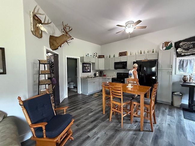 Photo of 752 Hallberg St Sw, Warroad, MN