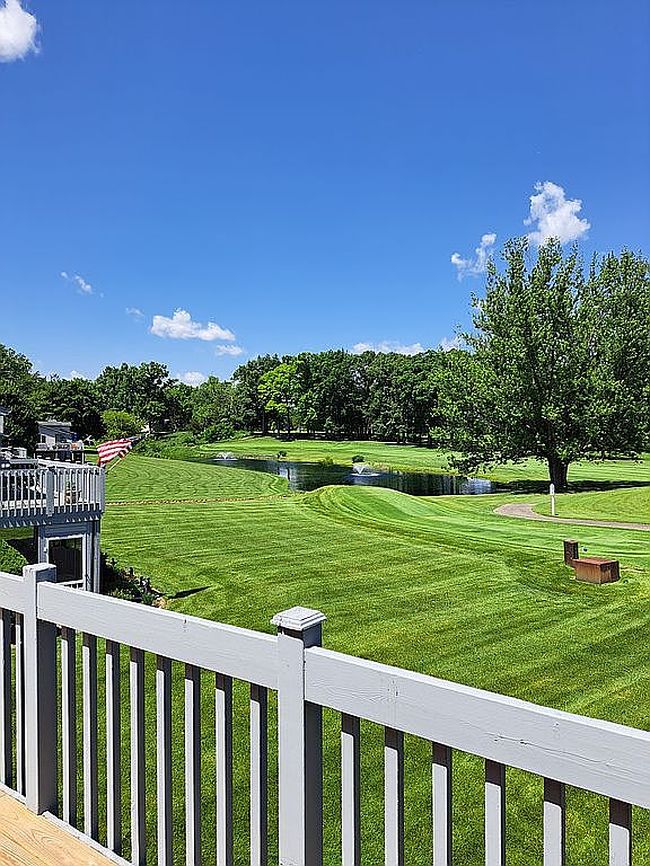 Image of 292 Country Club Dr