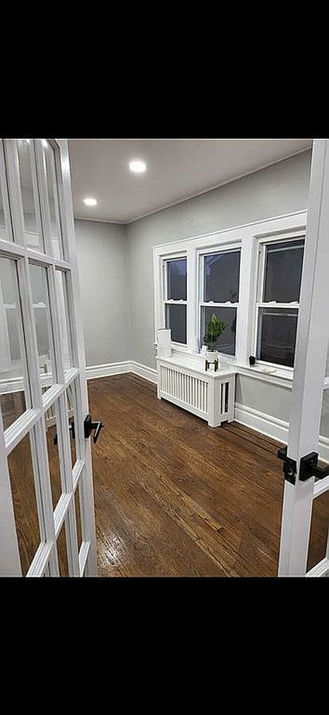 Image of 289 N Center St