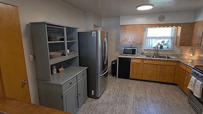 Photo of 306 E 4th St, Laurel, MT