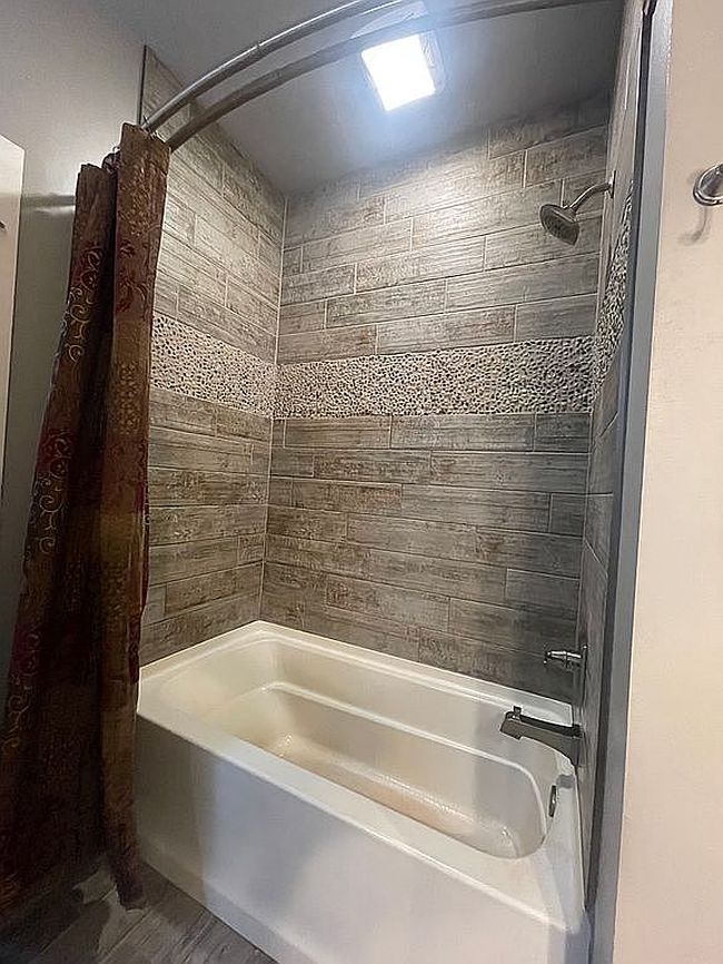 Preview of property located at 724 Highway H