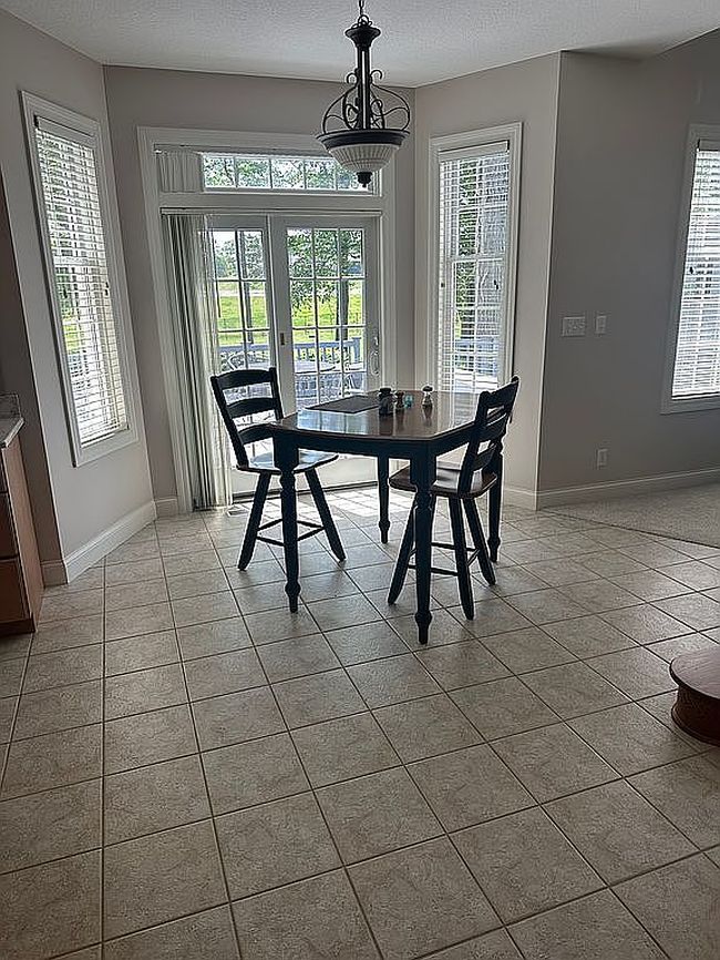 Image of 2220 Northshire Rd