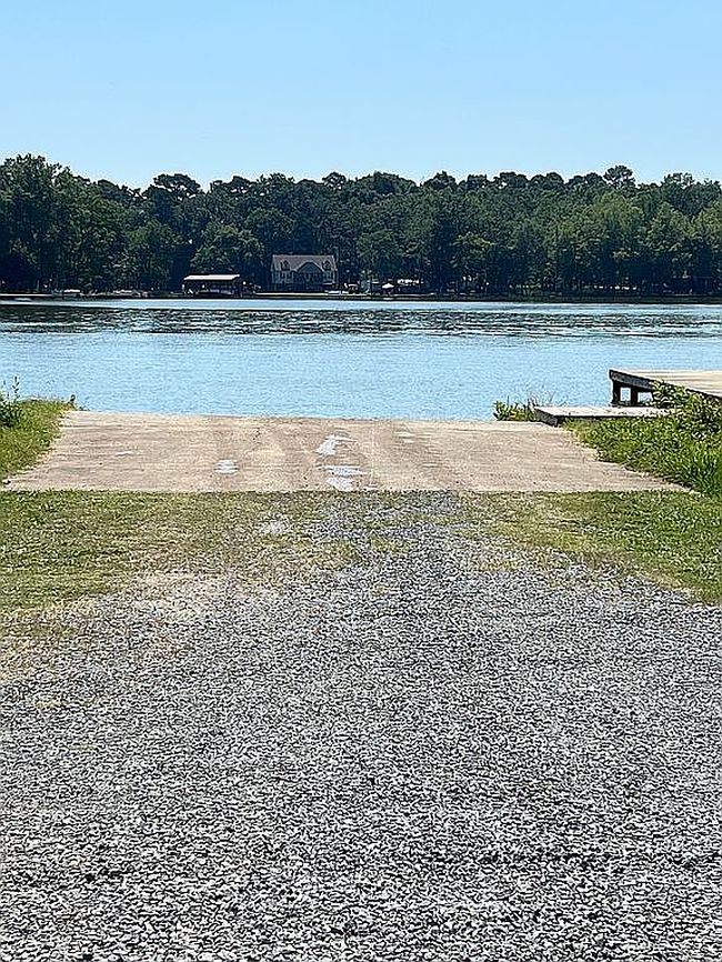 Photo of 5400 Hidden Point Dr, Cedar Bluff, AL