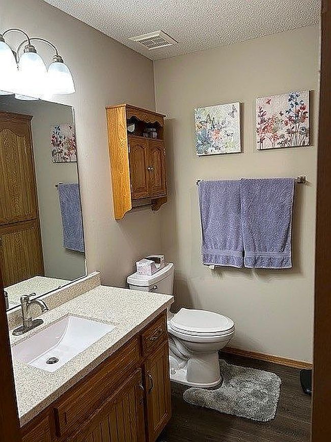 Photo of 110 Oak Dr, Kimberling City, MO