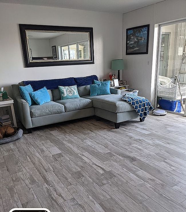 Image of 700 Ne 14th Ave