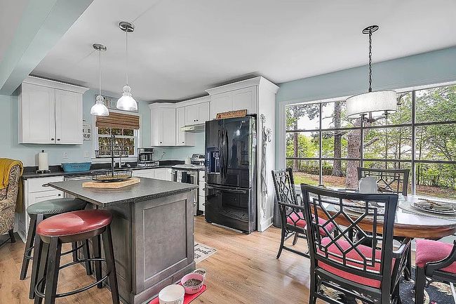 Image of 115 Heather Dr