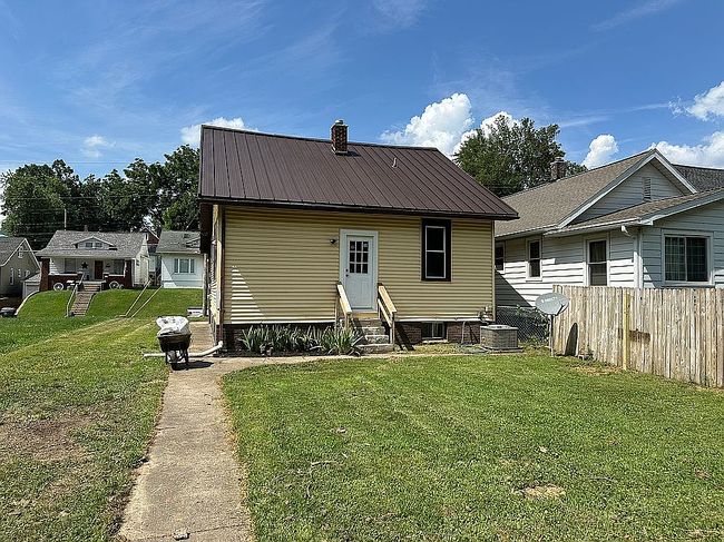 Photo of 3000 W Franklin St, Evansville, IN