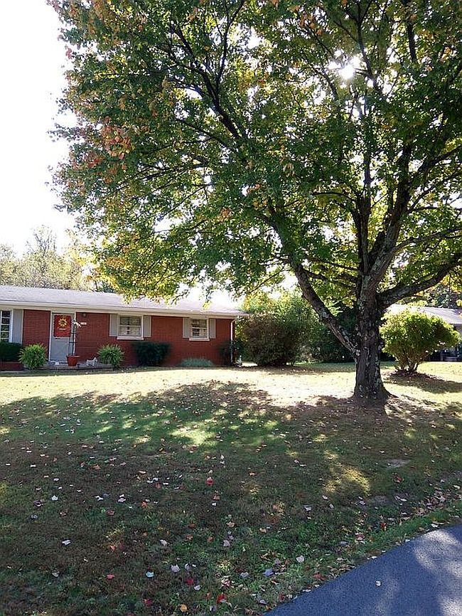 Photo of 74 Gentry Mill Rd, Russell Springs, KY